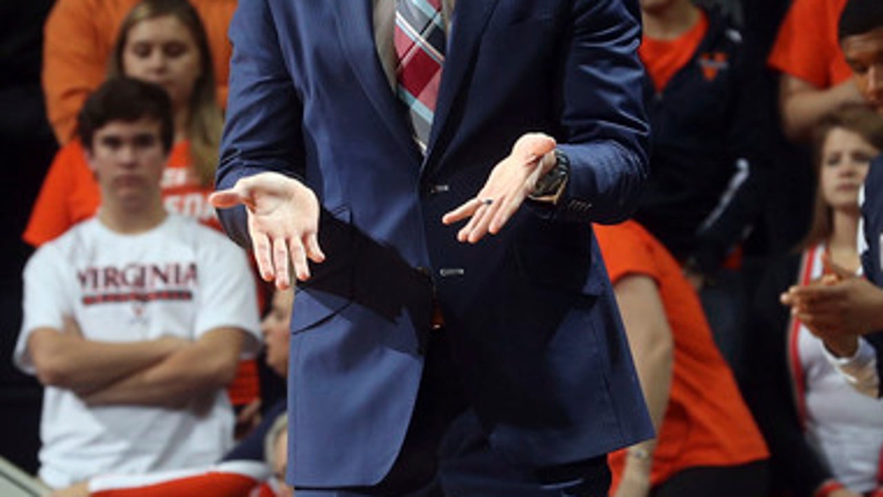 Hall leads No. 13 Virginia past Robert Morris, 79-39 (Dec 17, 2016)